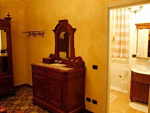Villa Paradiso Valganna 0*,  Italy